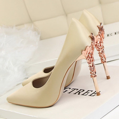 Metal Carved Thin Heel High Heels Pumps Women Shoes 2018 Sexy Pointed Toe Ladies Shoes Fashion Candy Colors Wedding Shoes Woman